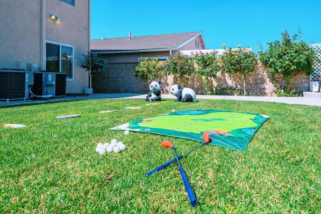La Sunny House Beautiful Yard 7 Rooms 4 Bathrooms Near Disneyland & Hollywood & Downtown Hacienda Heights Extérieur photo